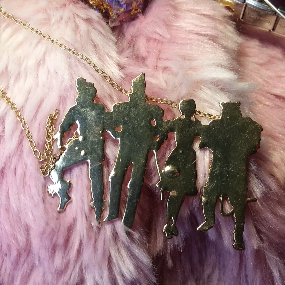 Wizard of OZ Silhouette Necklace Yellow Brick Road JEWELRY Gold Rare Frank - Picture 7 of 7